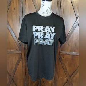 NWOT Pray on it, Pray over it, Pray Through it Black Graphic Tee (A-34)